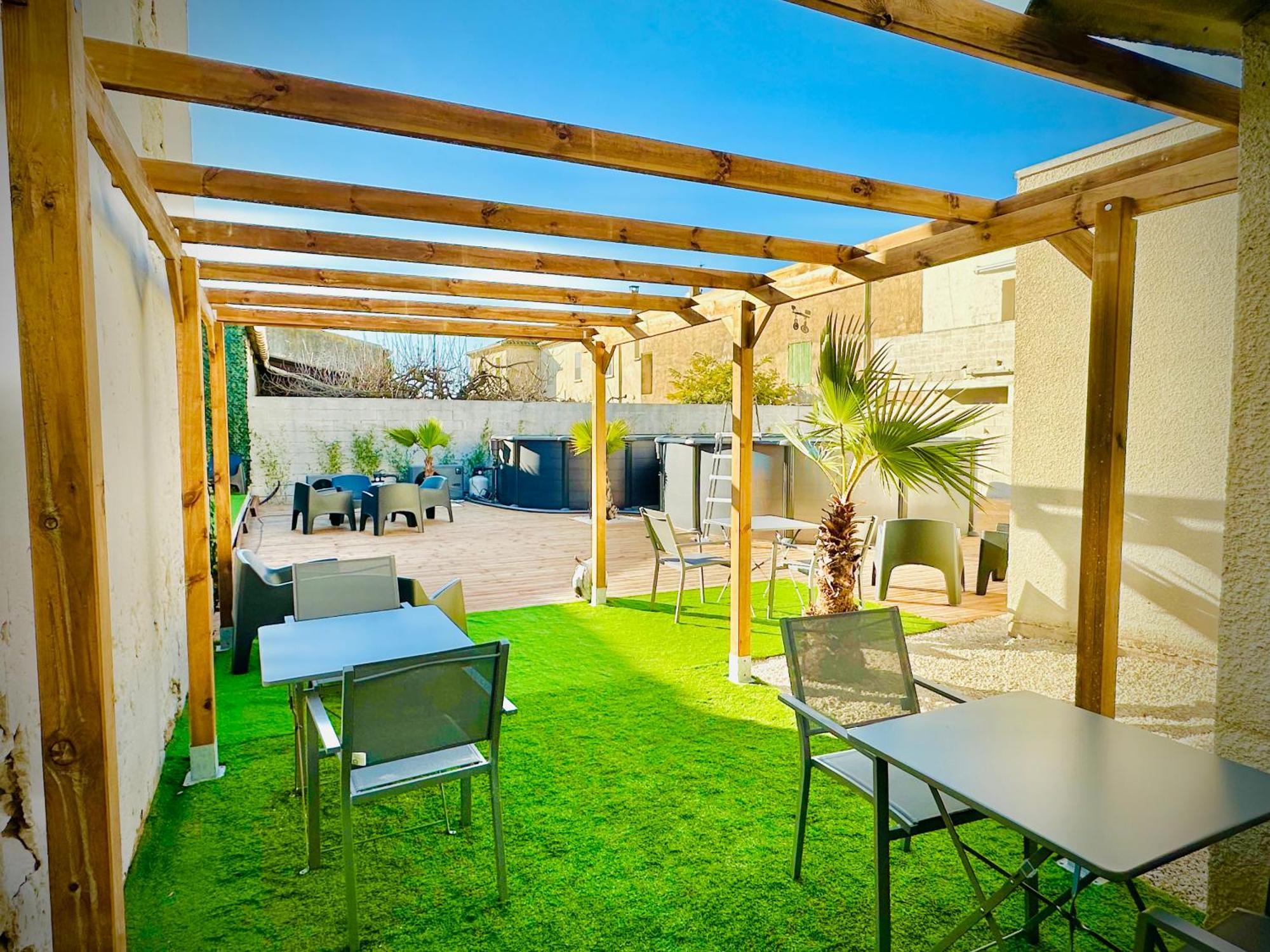 Les Appartements Du Mas - Emeraude Aigues-Mortes Eksteriør billede