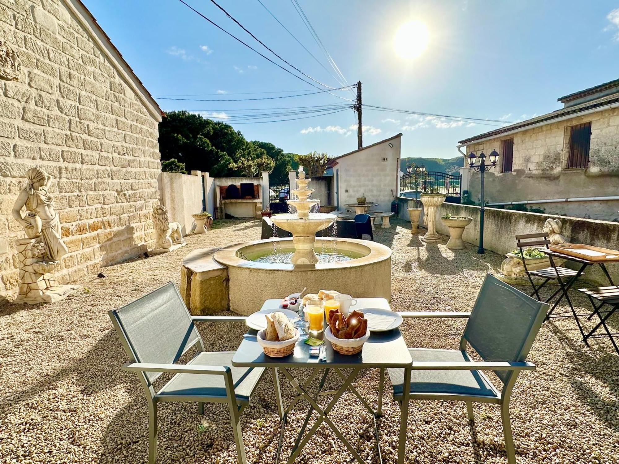 Les Appartements Du Mas - Emeraude Aigues-Mortes Eksteriør billede