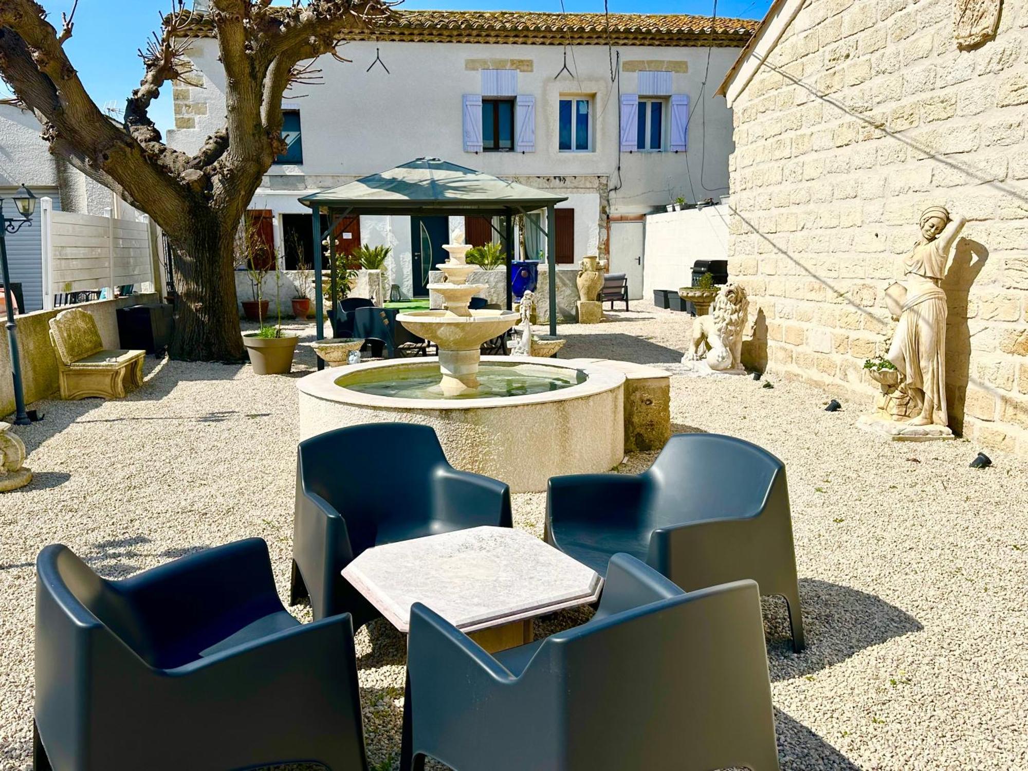 Les Appartements Du Mas - Emeraude Aigues-Mortes Eksteriør billede